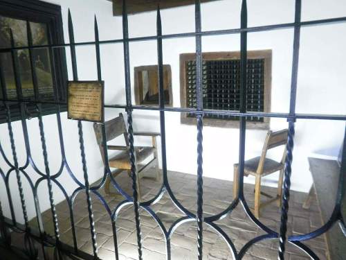 Avila_-_monasterio_de_la_encarnacion_42_capilla_donde_santa_teresa_y_san_juan_de_la_cruz_cayeron_en_extasis